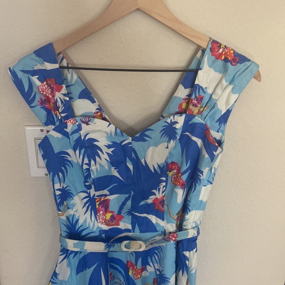 Pinup Girl Swing Skirt Hawaiian Print Dress - Picture 4 of 8